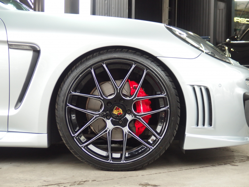 ポルシェ&nbsp;パナメーラ&nbsp;S スポーツクロノPKG 後期モデル　EUR-GTエアロ　ES22インチ　スマートキー　イージークローザー　前後シートヒーター&nbsp;中古車