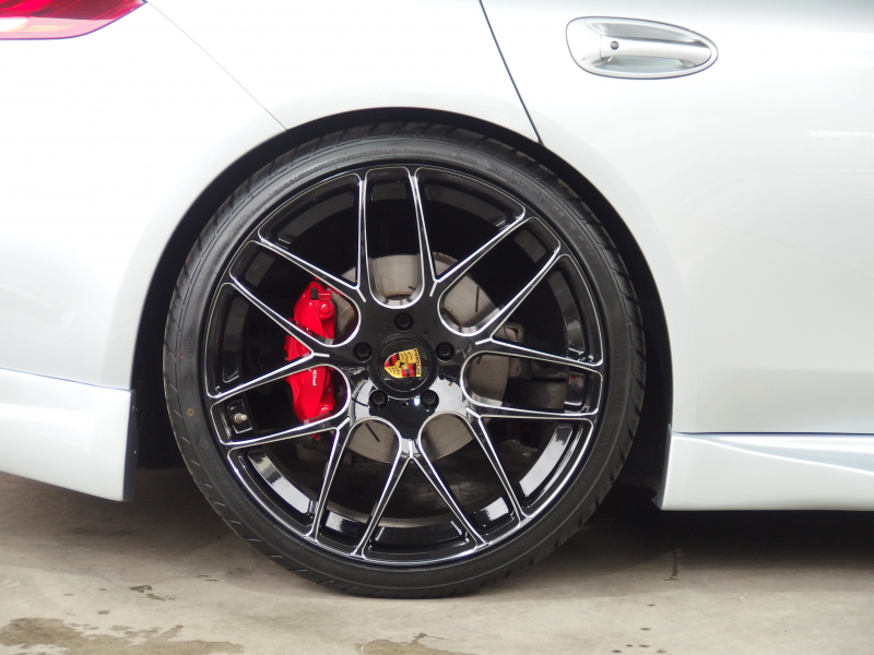 ポルシェ&nbsp;パナメーラ&nbsp;S スポーツクロノPKG 後期モデル　EUR-GTエアロ　ES22インチ　スマートキー　イージークローザー　前後シートヒーター&nbsp;中古車