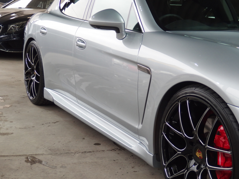 ポルシェ&nbsp;パナメーラ&nbsp;S スポーツクロノPKG 後期モデル　EUR-GTエアロ　ES22インチ　スマートキー　イージークローザー　前後シートヒーター&nbsp;中古車