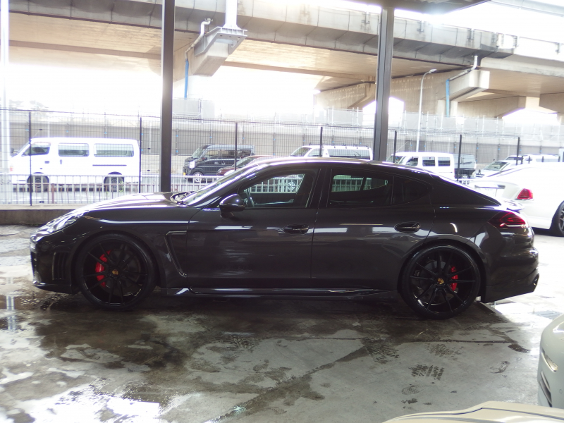 ポルシェ パナメーラ エディション　スポーツクロノPKG 2016年モデル　LEDヘッドライト　スマートキー　EURエアロ　ES22inアルミ　ESダウンサス 中古車