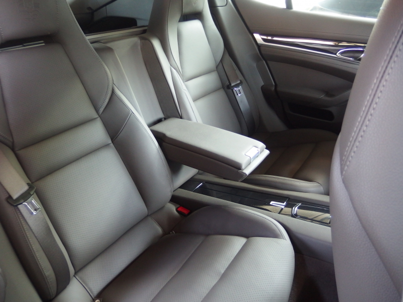 ポルシェ パナメーラ エディション　スポーツクロノPKG 2016年モデル　LEDヘッドライト　スマートキー　EURエアロ　ES22inアルミ　ESダウンサス 中古車