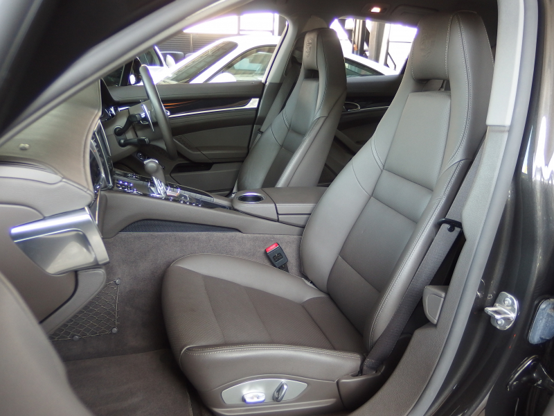 ポルシェ パナメーラ エディション　スポーツクロノPKG 2016年モデル　LEDヘッドライト　スマートキー　EURエアロ　ES22inアルミ　ESダウンサス 中古車