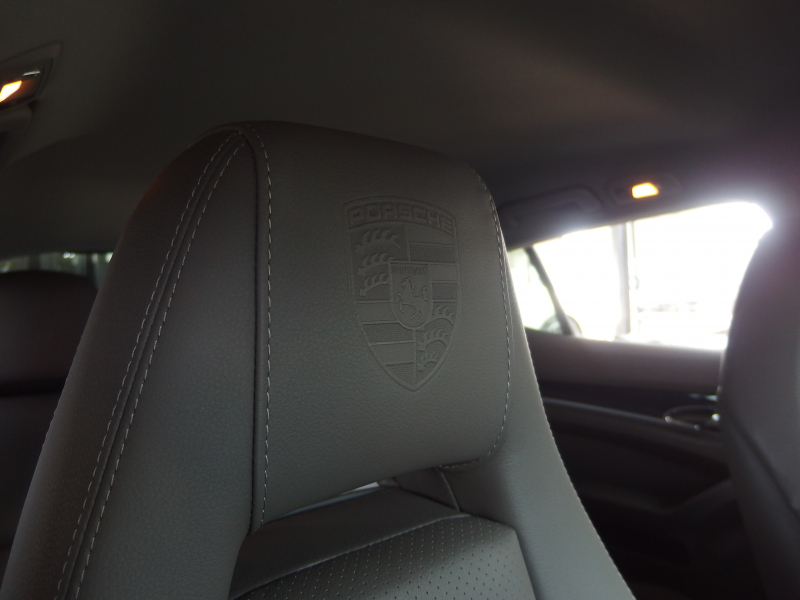 ポルシェ パナメーラ エディション　スポーツクロノPKG 2016年モデル　LEDヘッドライト　スマートキー　EURエアロ　ES22inアルミ　ESダウンサス 中古車