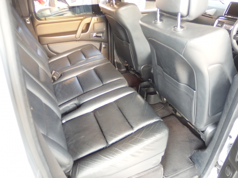 メルセデスベンツ Gクラス G350 ブルーテック　正規ディーラー車　右ハンドル　サンルーフ  アダプティブクルーズコントロール　ブラックレザーシート 中古車