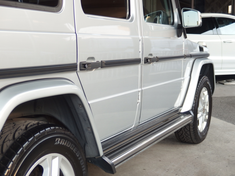 メルセデスベンツ Gクラス G350 ブルーテック　正規ディーラー車　右ハンドル　サンルーフ  アダプティブクルーズコントロール　ブラックレザーシート 中古車