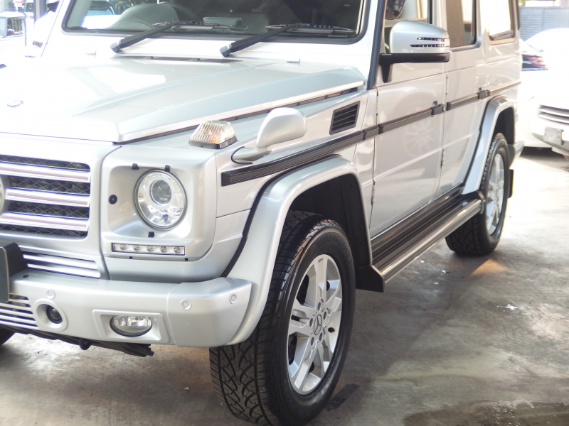 メルセデスベンツ Gクラス G350 ブルーテック　正規ディーラー車　右ハンドル　サンルーフ  アダプティブクルーズコントロール　ブラックレザーシート 中古車