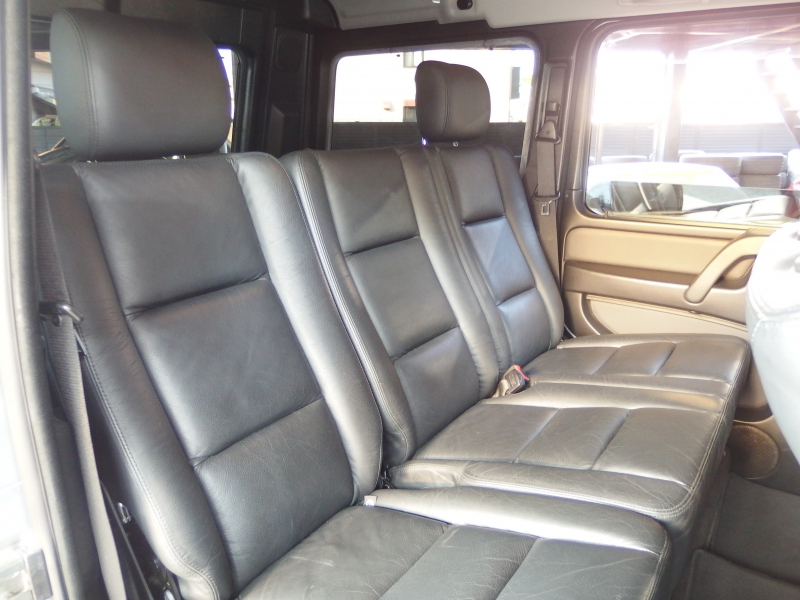 メルセデスベンツ Gクラス G350 ブルーテック　正規ディーラー車　右ハンドル　サンルーフ  アダプティブクルーズコントロール　ブラックレザーシート 中古車