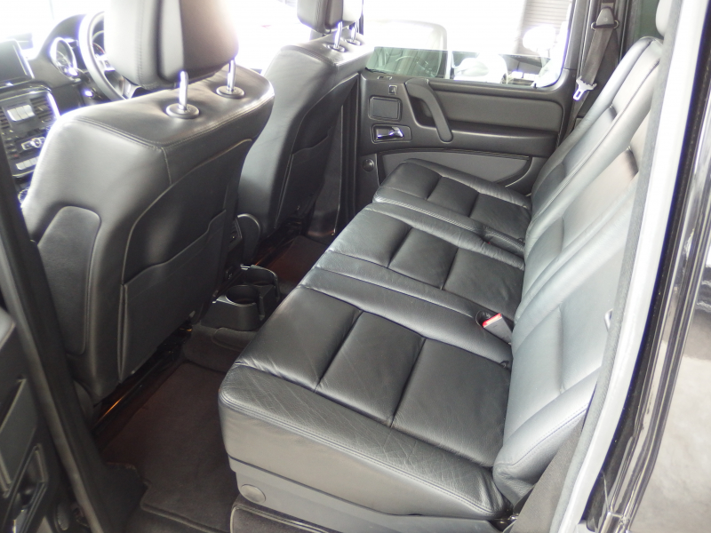 メルセデスベンツ&nbsp;Gクラス&nbsp;G350 ブルーテック　正規ディーラー車　右ハンドル　サンルーフ ディストロニックプラス　ブラックレザーシート&nbsp;中古車