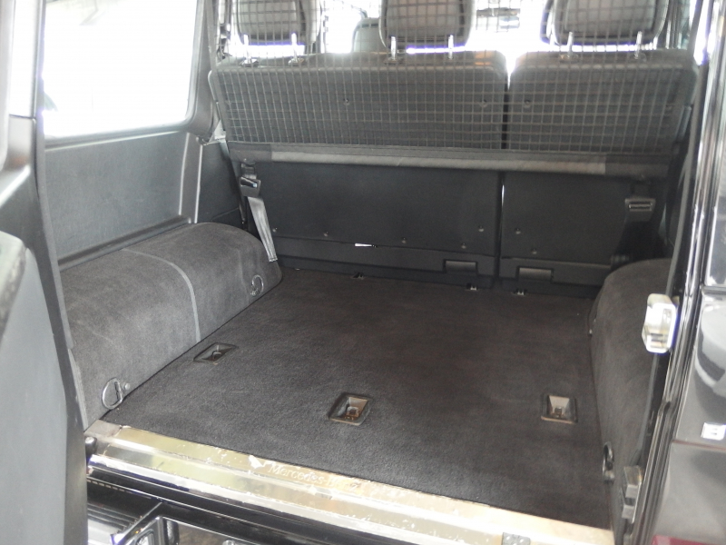 メルセデスベンツ&nbsp;Gクラス&nbsp;G350 ブルーテック　正規ディーラー車　右ハンドル　サンルーフ ディストロニックプラス　ブラックレザーシート&nbsp;中古車