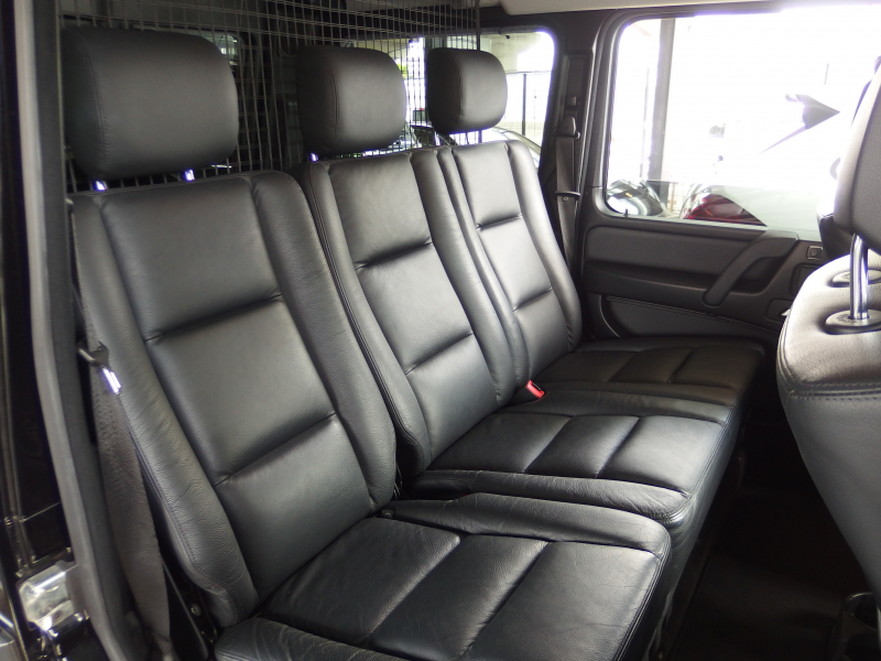 メルセデスベンツ&nbsp;Gクラス&nbsp;G350 ブルーテック　正規ディーラー車　右ハンドル　サンルーフ ディストロニックプラス　ブラックレザーシート&nbsp;中古車