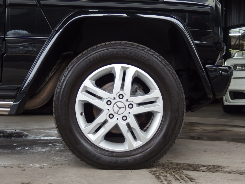 メルセデスベンツ&nbsp;Gクラス&nbsp;G350 ブルーテック　正規ディーラー車　右ハンドル　サンルーフ ディストロニックプラス　ブラックレザーシート&nbsp;中古車