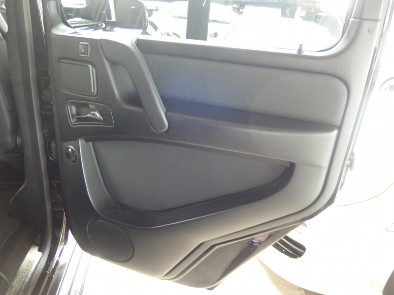 メルセデスベンツ&nbsp;Gクラス&nbsp;G350 ブルーテック　正規ディーラー車　右ハンドル　サンルーフ ディストロニックプラス　ブラックレザーシート&nbsp;中古車