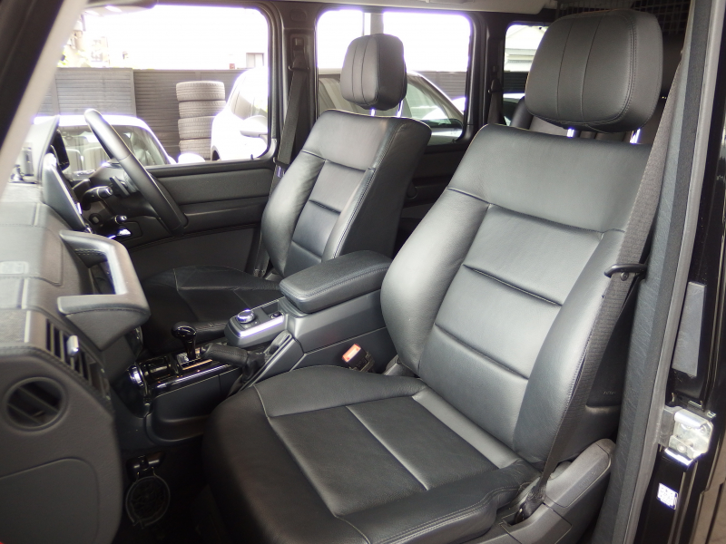 メルセデスベンツ&nbsp;Gクラス&nbsp;G350 ブルーテック　正規ディーラー車　右ハンドル　サンルーフ ディストロニックプラス　ブラックレザーシート&nbsp;中古車