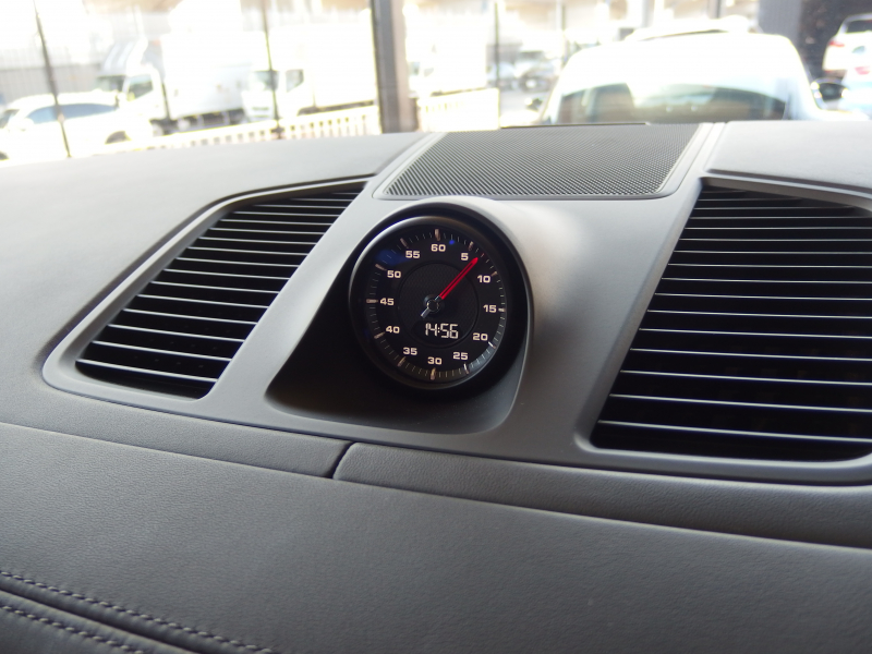 ポルシェ カイエン S スポーツクロノパッケージ　正規ディーラー車　ワンオーナー　パノラマサンルーフ  エアサス　純正21inアルミ　リアアスクルステアリング 中古車