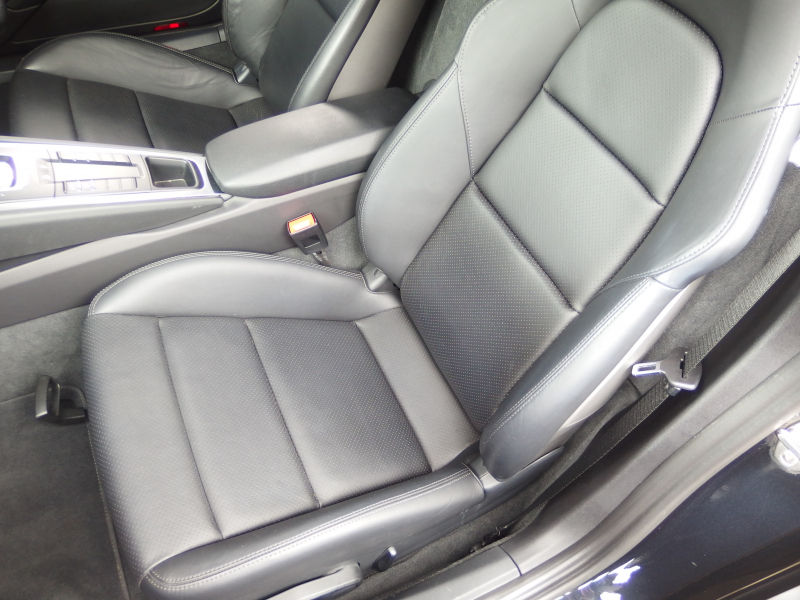 ポルシェ&nbsp;718 ケイマン&nbsp;正規ディーラー車　ブラックレザーシート　純正ナビ　バックカメラ　電動格納ミラー　オートライト  パークトロニック　純正アルミ&nbsp;中古車