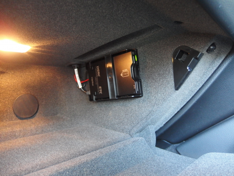 ポルシェ マカン S PDK 正規ディーラー車　右ハンドル　走行2.5万キロ台　Dメモリー付きパワーシート　純正ナビ・TV  バックカメラ 中古車