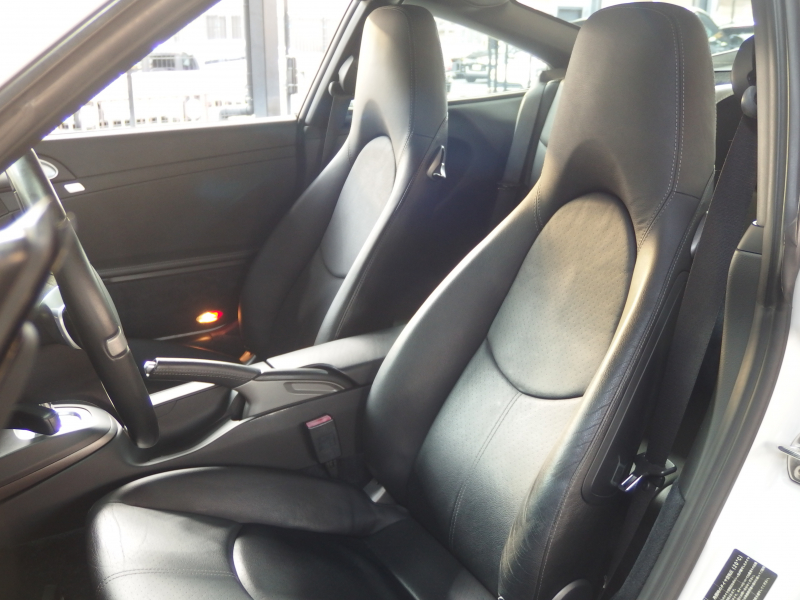 ポルシェ 911(Type997) カレラ  PDK 正規ディーラー車 左ハンドル EUR-GTコンプリートカー 中古車