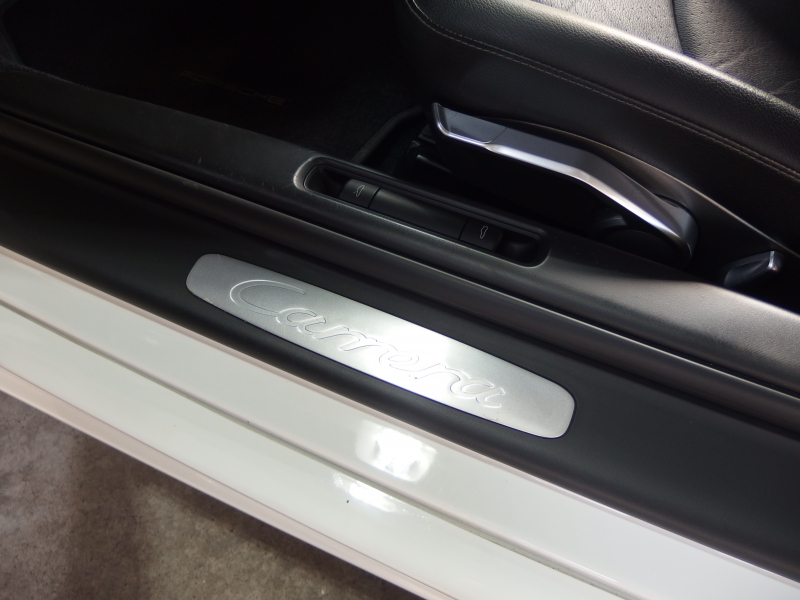 ポルシェ 911(Type997) カレラ  PDK 正規ディーラー車 左ハンドル EUR-GTコンプリートカー 中古車