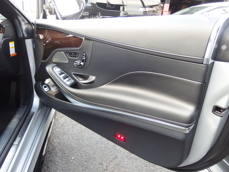 メルセデスベンツ&nbsp;Sクラス&nbsp;S550クーペ　後期63ルック　後期テールレンズ　社外20inアルミ　ローダウン  パノラマガラスルーフ　ブルメスター&nbsp;中古車