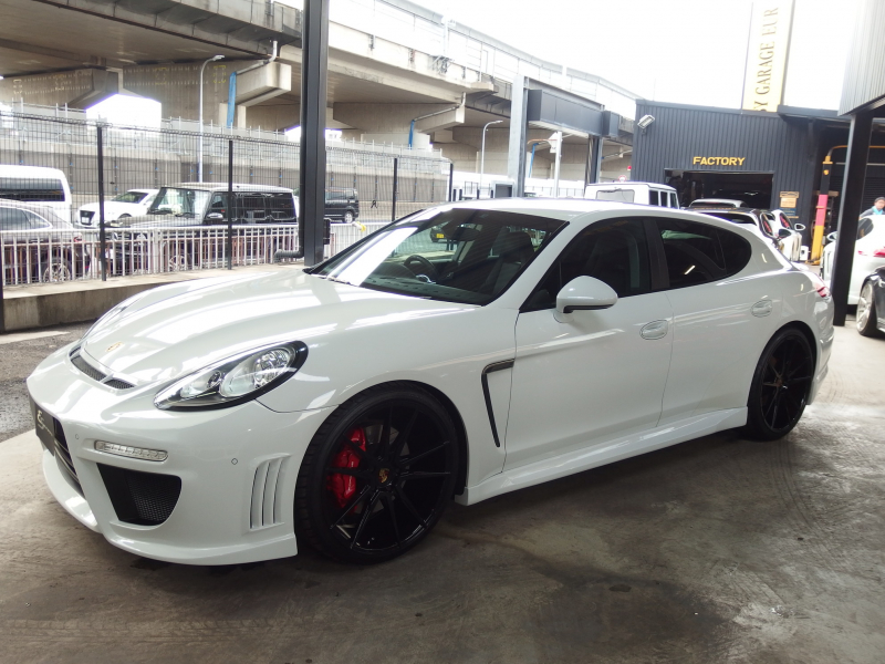 ポルシェ パナメーラ 正規ディーラー車  右ハンドル  EUR-GTエアロ  22inアルミ　ESダウンサス 中古車