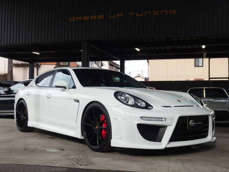 ポルシェ パナメーラ 正規ディーラー車  右ハンドル  EUR-GTエアロ  22inアルミ　ESダウンサス 中古車