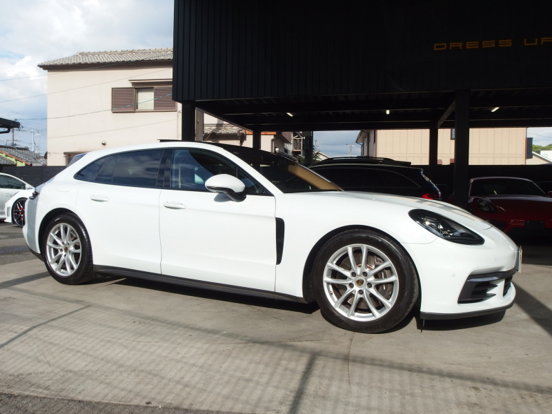 ポルシェ&nbsp;パナメーラ スポーツツーリスモ&nbsp;4　正規ディーラー車　PDK　パノラマサンルーフ　エアサス　&nbsp;中古車