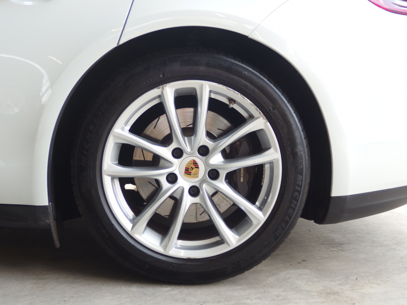 ポルシェ&nbsp;パナメーラ スポーツツーリスモ&nbsp;4　正規ディーラー車　PDK　パノラマサンルーフ　エアサス　&nbsp;中古車