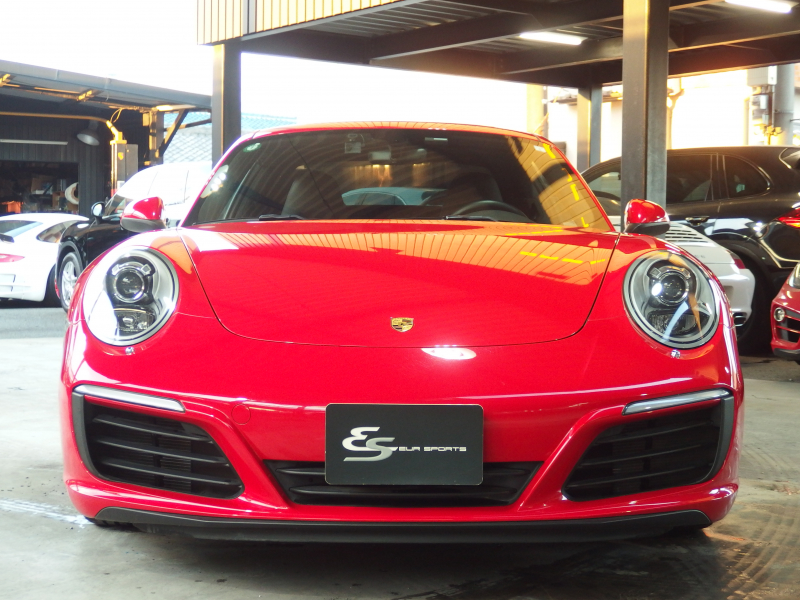 ポルシェ 911(Type991.2) カレラ　正規ディーラー車　左ハンドル　純正ナビ・CarPlay  バックカメラ　純正19インチアルミ　 中古車