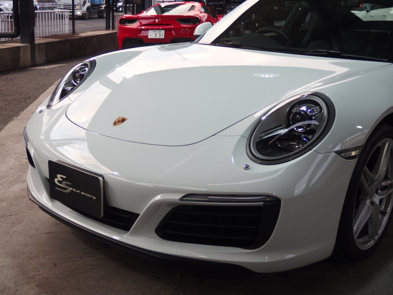 ポルシェ 911(Type991.2) 正規ディーラー車　右ハンドル　純正ナビCarPlay付き　社外バックカメラ　純正19インチアルミ　 中古車