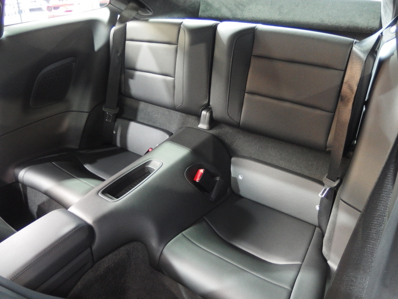 ポルシェ 911(Type991.2) 正規ディーラー車　右ハンドル　純正ナビCarPlay付き　社外バックカメラ　純正19インチアルミ　 中古車