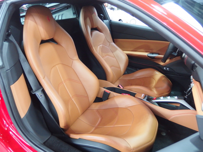 フェラーリ 488GTB 新車並行　ロベルタフロントリフター　フォージーアート21/22インチアルミ　ES可変バルブマフラー　ESエアロニウム（F /Sカナード） 中古車