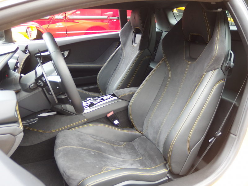 ランボルギーニ ウラカン LP580-2 正規ディーラー車 左ハンドル 純正20inアルミ フロントリフター ガラスエンジンフード 中古車