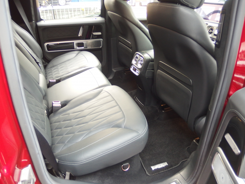 AMG Gクラス G63 AMGレザーエクスクルーシブパッケージ　左ハンドル　WALD24inアルミ　アイバッハダウンサス　電動サイドステップ　 中古車