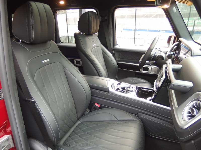 AMG Gクラス G63 AMGレザーエクスクルーシブパッケージ　左ハンドル　WALD24inアルミ　アイバッハダウンサス　電動サイドステップ　 中古車