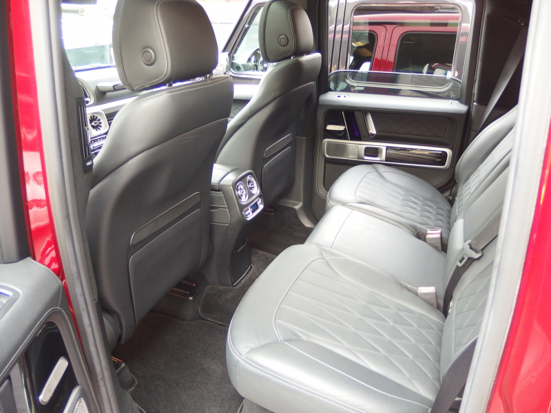 AMG Gクラス G63 AMGレザーエクスクルーシブパッケージ　左ハンドル　WALD24inアルミ　アイバッハダウンサス　電動サイドステップ　 中古車