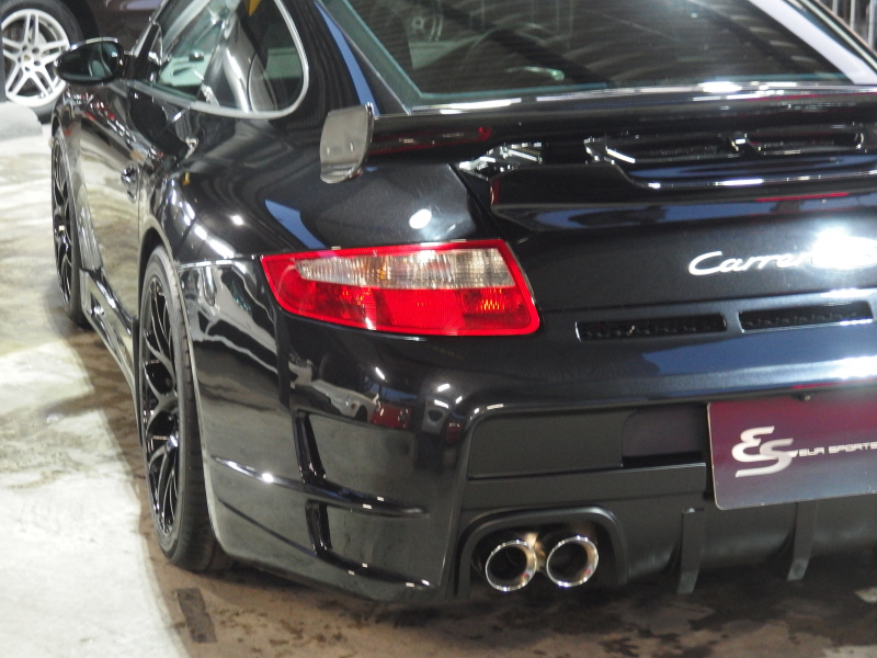 ポルシェ 911(Type997) カレラS 右ハンドル　正規ディーラー車　サンルーフ　EUR-GTエアロ　ESダウンサス　ESスポーツマフラー　社外19inアルミ 中古車