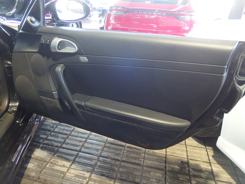 ポルシェ 911(Type997) カレラS 右ハンドル　正規ディーラー車　サンルーフ　EUR-GTエアロ　ESダウンサス　ESスポーツマフラー　社外19inアルミ 中古車