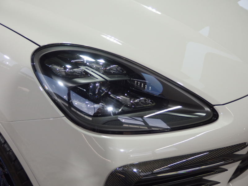 ポルシェ カイエン スポーツクロノパッケージ　EUR-GTエアロ　社外22in クレヨンオールペイント　エントリードライブ  CarPlay エアサス 中古車