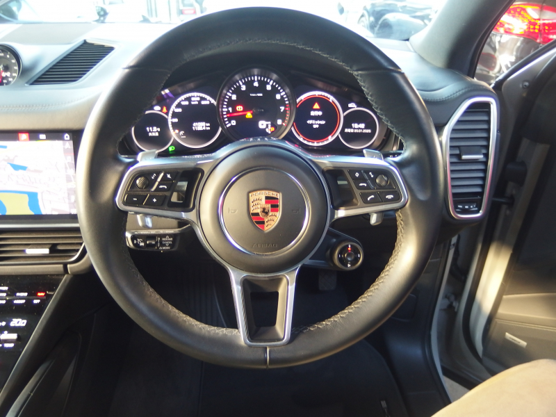ポルシェ カイエン スポーツクロノパッケージ　EUR-GTエアロ　社外22in クレヨンオールペイント　エントリードライブ  CarPlay エアサス 中古車