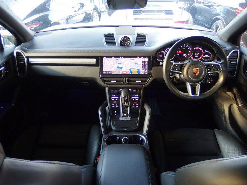 ポルシェ カイエン スポーツクロノパッケージ　EUR-GTエアロ　社外22in クレヨンオールペイント　エントリードライブ  CarPlay エアサス 中古車