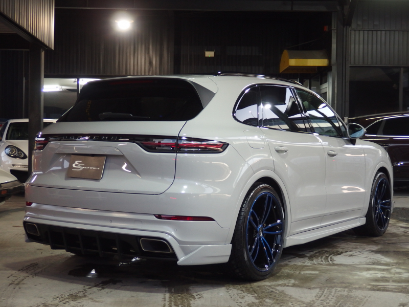 ポルシェ カイエン スポーツクロノパッケージ　EUR-GTエアロ　社外22in クレヨンオールペイント　エントリードライブ  CarPlay エアサス 中古車