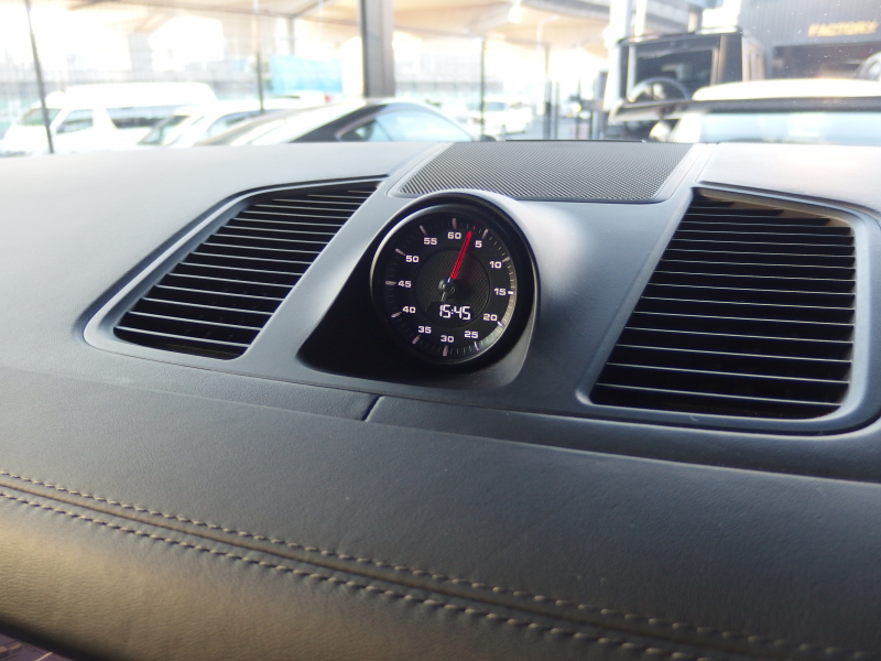 ポルシェ カイエン スポーツクロノパッケージ　EUR-GTエアロ　社外22in クレヨンオールペイント　エントリードライブ  CarPlay エアサス 中古車