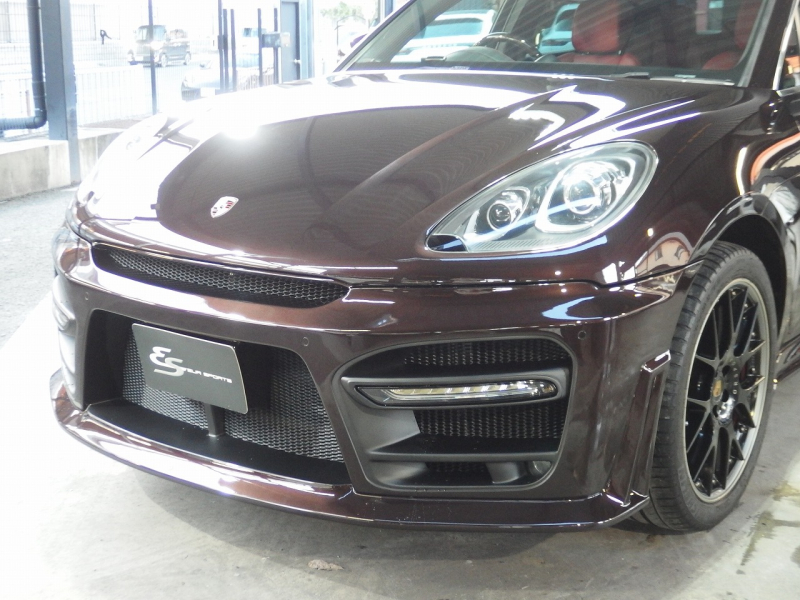 ポルシェ マカン S スポーツクロノパッケージ　正規ディーラー車　スマートキー　フロント左右シートヒーター   オールレザーインテリア 中古車