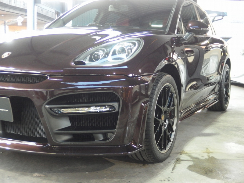 ポルシェ マカン S スポーツクロノパッケージ　正規ディーラー車　スマートキー　フロント左右シートヒーター   オールレザーインテリア 中古車