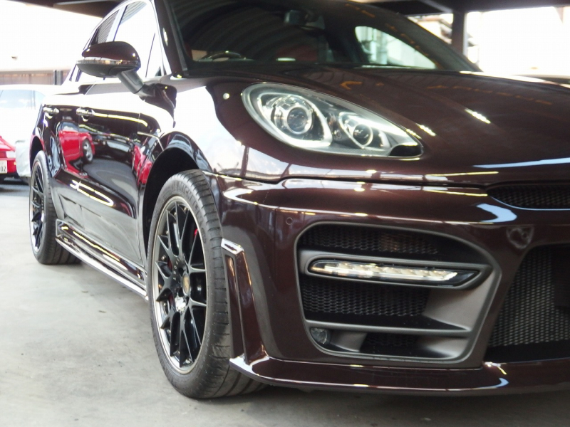 ポルシェ マカン S スポーツクロノパッケージ　正規ディーラー車　スマートキー　フロント左右シートヒーター   オールレザーインテリア 中古車