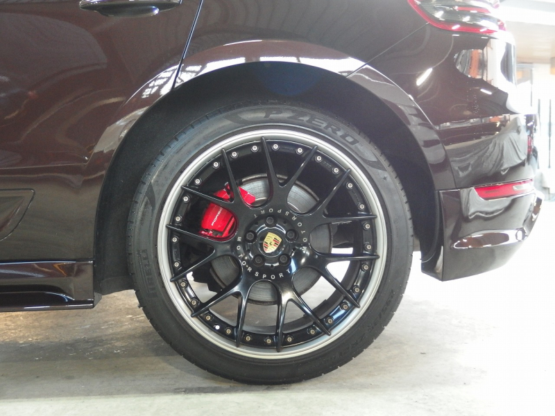 ポルシェ マカン S スポーツクロノパッケージ　正規ディーラー車　スマートキー　フロント左右シートヒーター   オールレザーインテリア 中古車