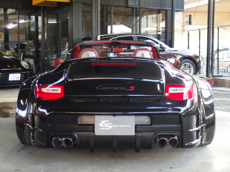 ポルシェ 911(Type997) カレラSカブリオレ　スポーツクロノPKG レッドレザー インテリア　ES可変バルブマフラー　社外ダックテール 中古車
