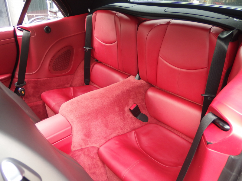 ポルシェ 911(Type997) カレラSカブリオレ　スポーツクロノPKG レッドレザー インテリア　ES可変バルブマフラー　社外ダックテール 中古車