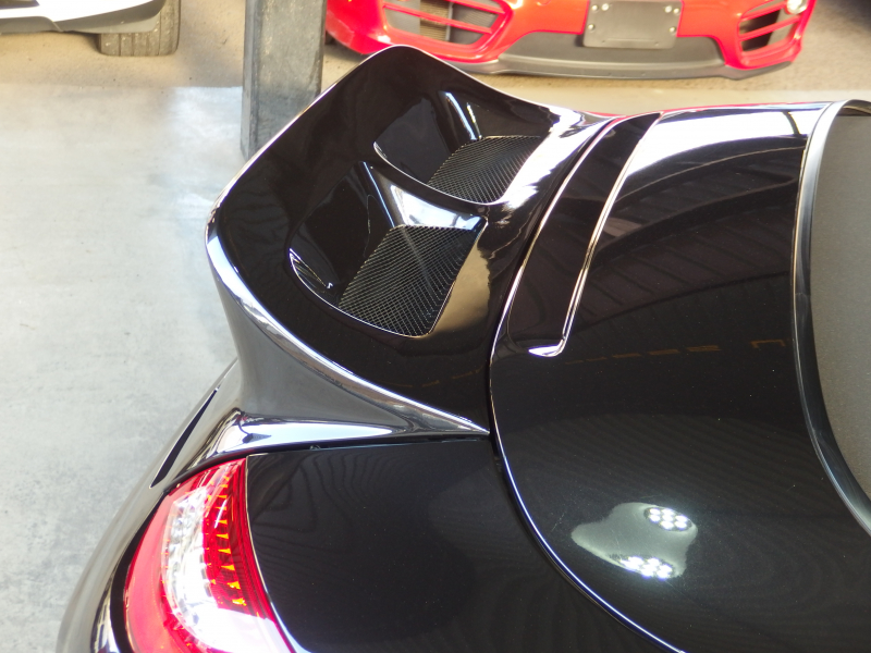 ポルシェ 911(Type997) カレラSカブリオレ　スポーツクロノPKG レッドレザー インテリア　ES可変バルブマフラー　社外ダックテール 中古車