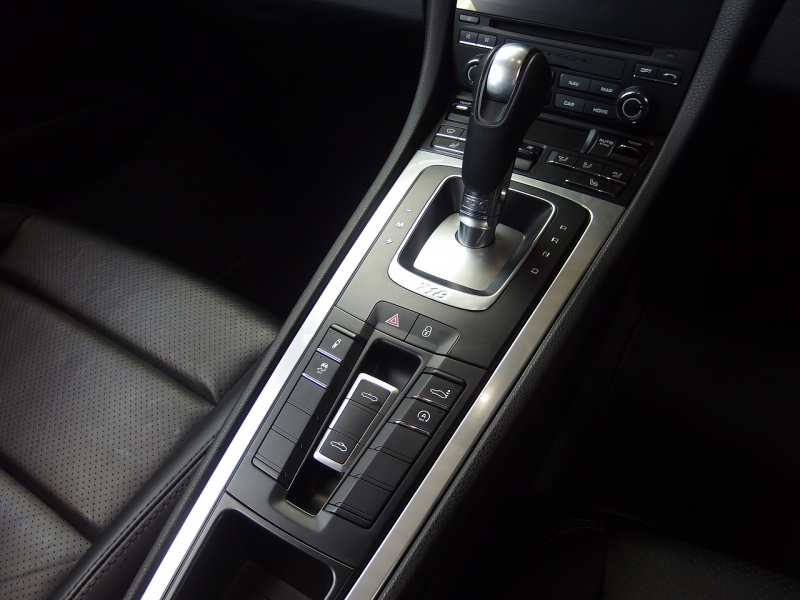 ポルシェ&nbsp;718 ボクスター&nbsp;EUR-GTワイドボディキット　専用21インチアルミホイール　社外ローダウンサス　スポクロPKG&nbsp;中古車